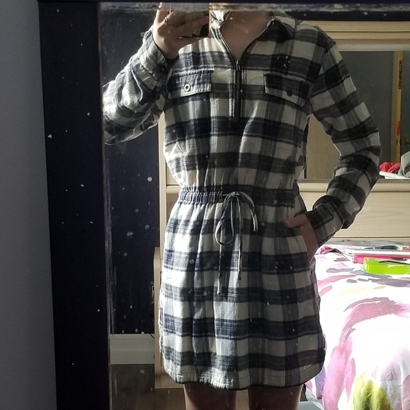 Plaid Dress - Picture 1 of 5